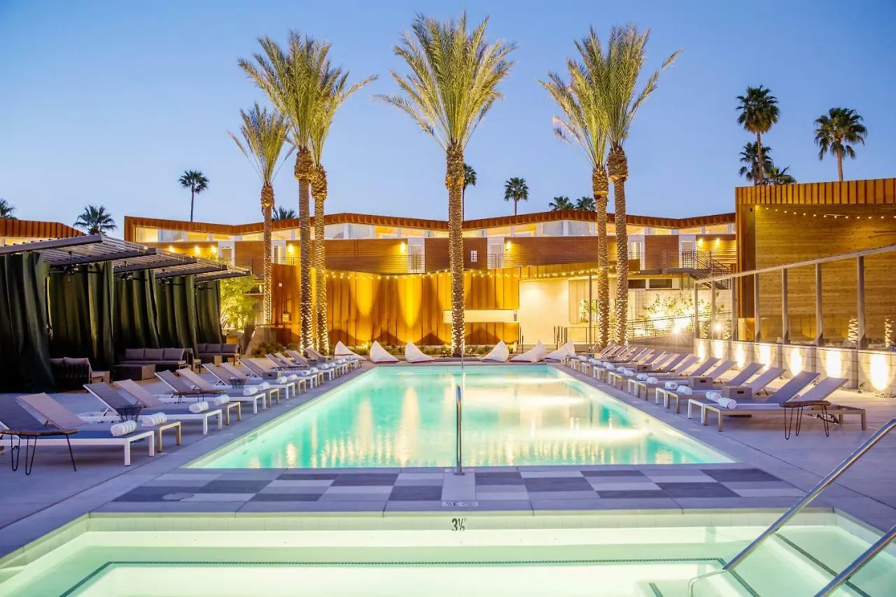 Arrive Palm Springs - Adults Only location