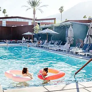 Arrive Palm Springs - Adults Only Hotel 4*,