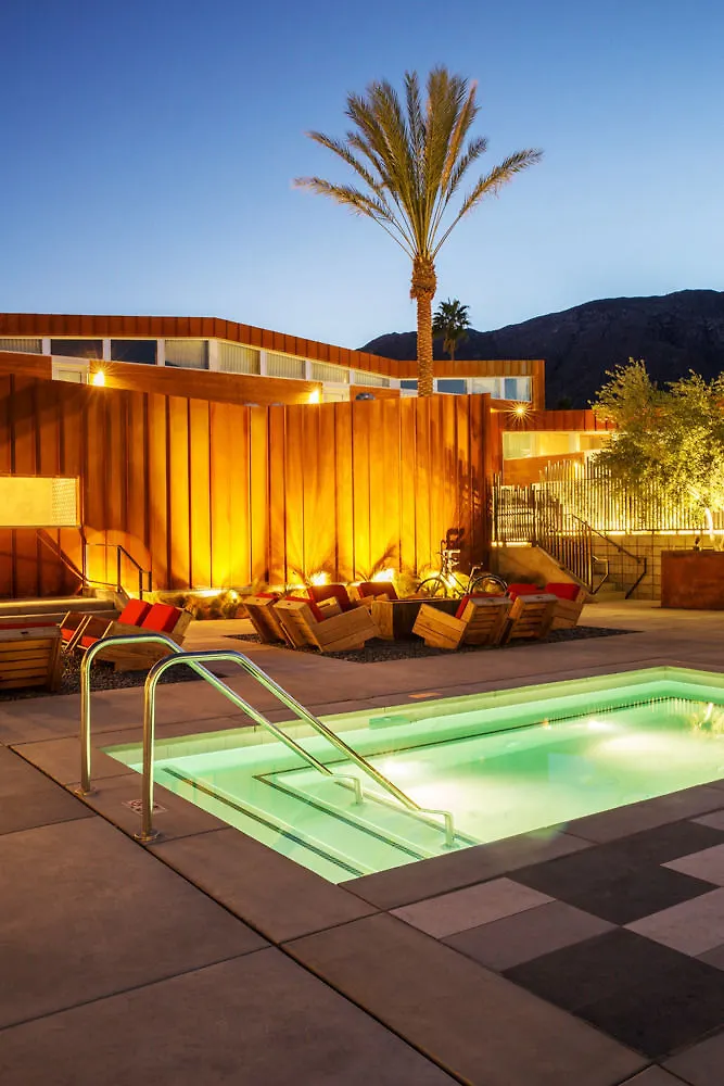 Arrive Palm Springs - Adults Only Hotel